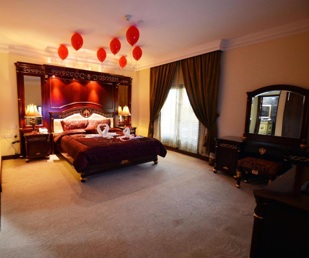 The Convention Center & Royal Suites Hotel Koweït Extérieur photo